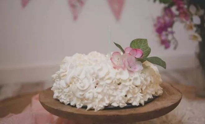 Séance anniversaire "Smash the Cake", Massif de la Chartreuse, Ariane Castellan Photographe