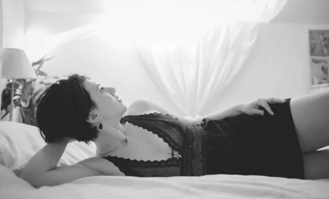 Séance photo boudoir offre spéciale pour la St Valentin, Massif de la Chartreuse, Ariane Castellan Photographe