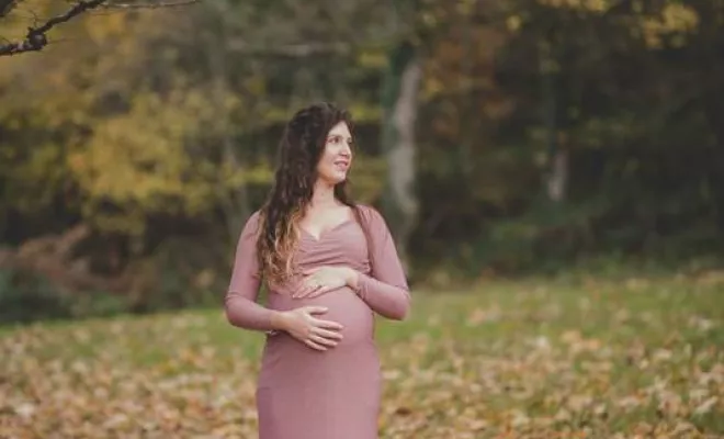 Séance photo grossesse en extérieur, Massif de la Chartreuse, Ariane Castellan Photographe
