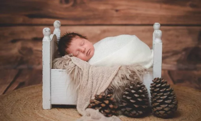 Séance photo naissance en studio, Massif de la Chartreuse, Ariane Castellan Photographe