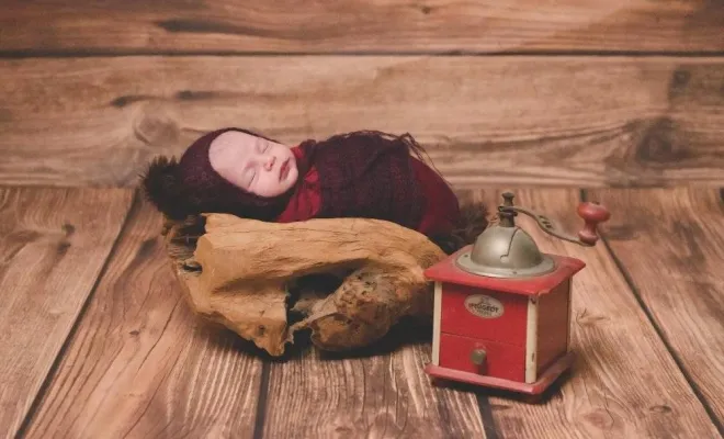 Venez découvrir la séance naissance de la petite Constance, Massif de la Chartreuse, Ariane Castellan Photographe