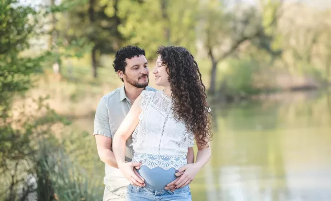 Séance photo grossesse en chartreuse, photographe des famille en Savoie, Massif de la Chartreuse, Ariane Castellan Photographe
