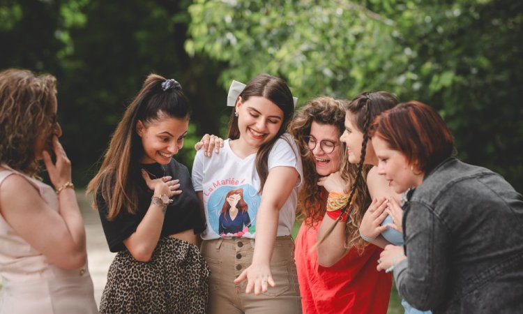 Enterrement vie jeune fille, photographe EVJF en Savoie, Isère Rhône-Alpes 