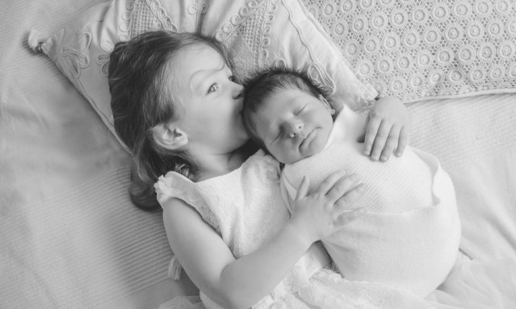 Séance photo naissance, bébé,  Ariane Castellan photographe Chambéry, Savoie, Isère 