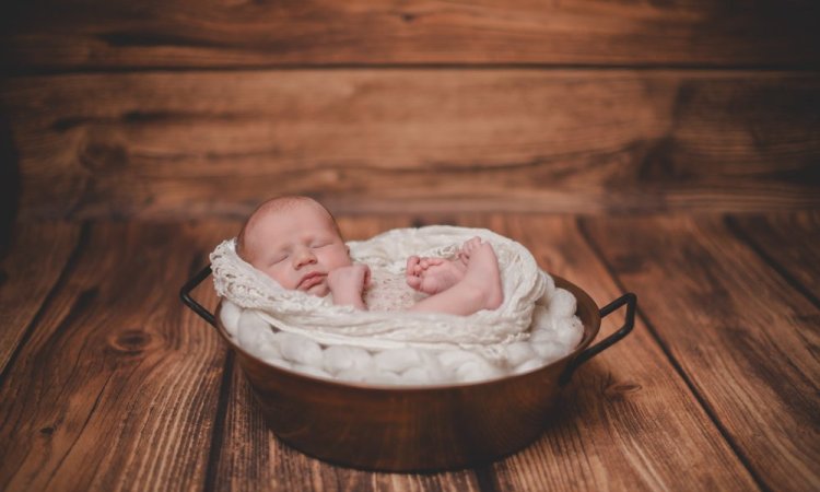 Séance photo naissance, bébé,  Ariane Castellan photographe Chambéry, Savoie, Isère 