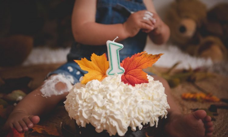 Ariane Castellan Photographe Savoie, Chambery, séance photo anniversaire smash the cake